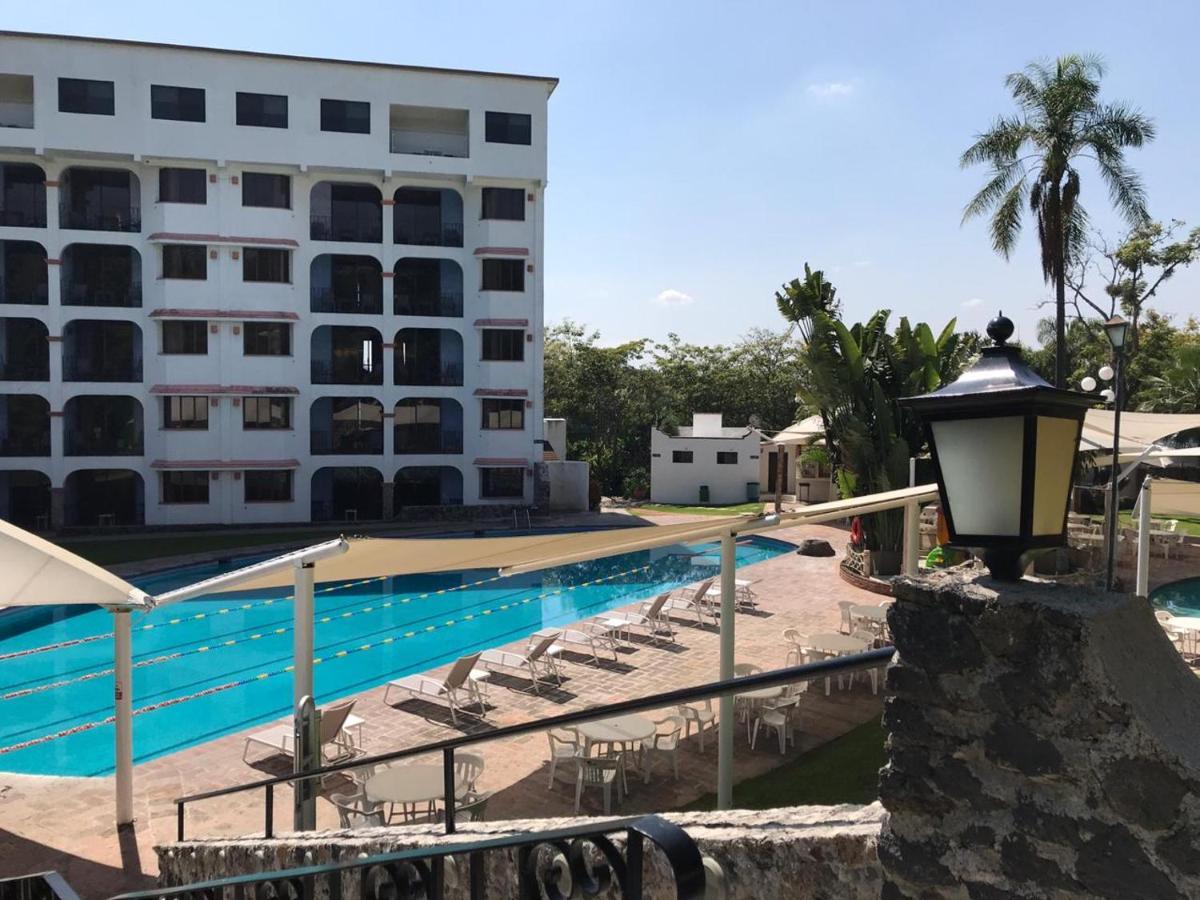 Hotel Coral Cuernavaca Resort & Spa เตมิกซ์โก ภายนอก รูปภาพ